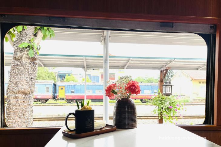 hoa-xa-cafe-hai-duong-cua-so